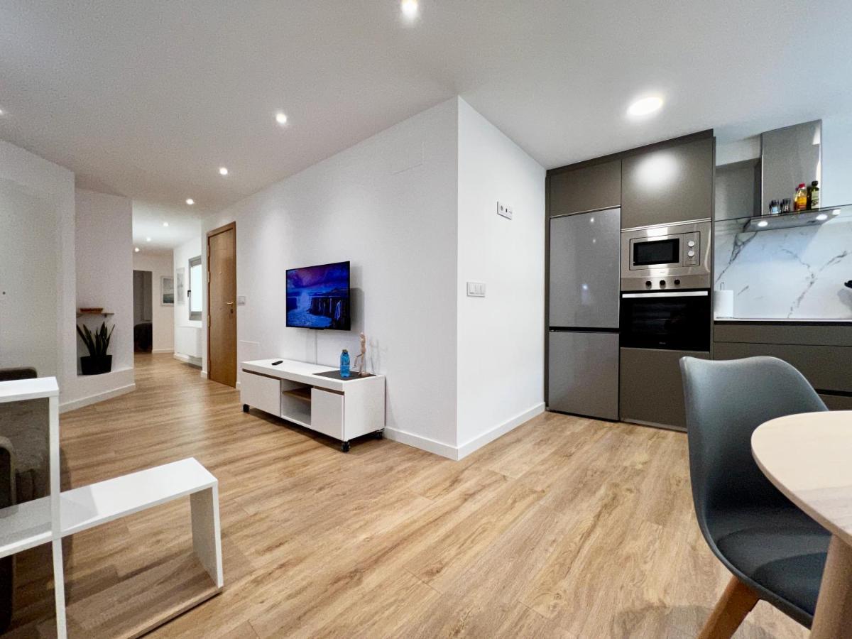 Apartment Fernandez Vega 3 *